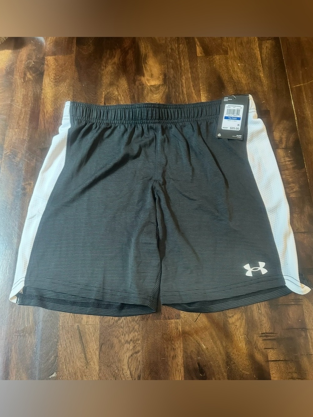 ✨NWT Boys Youth XL Under Armour Match 2.0 HeatGear Loose Shorts – NWT
